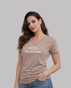 Camiseta Baby Look Branca Hering Premium - A Rota do Calvário